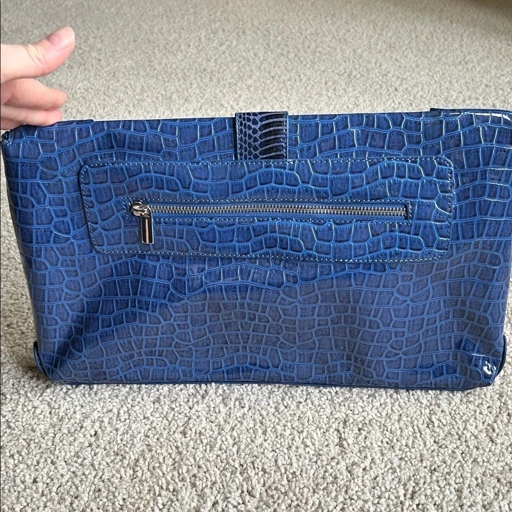 White House, black market, navy blue envelope purse - Picture 3 of 5